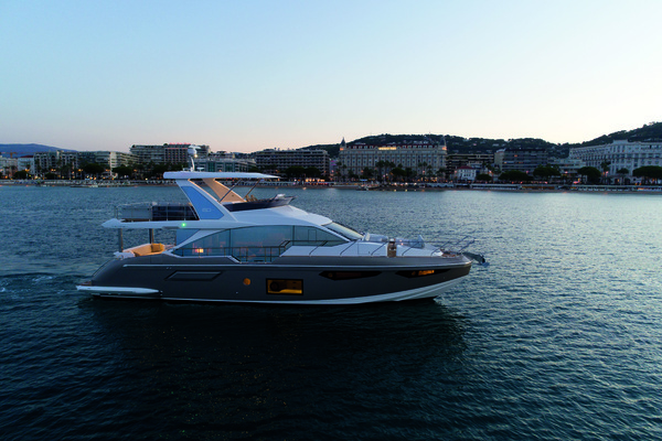 2019 Azimut 60