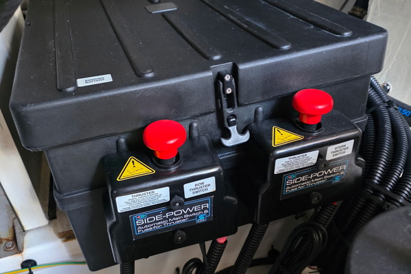 60ft Azimut Yacht For Sale