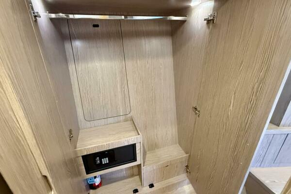 Best Day Ever 58ft Sirena Yacht For Sale