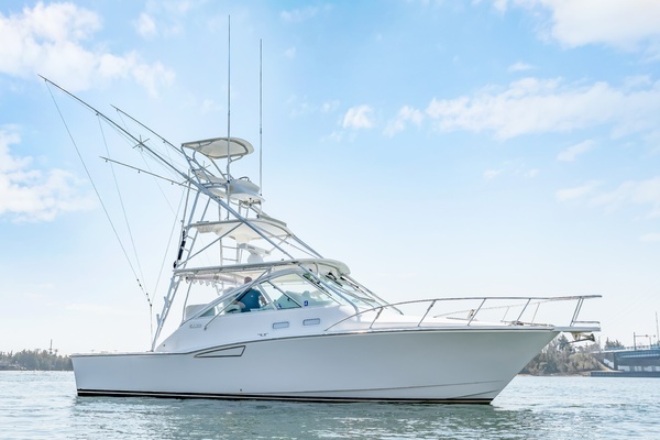 35-ft-Cabo-2005-35 Express-Redeemer Brick New Jersey United States  yacht for sale