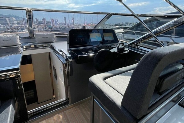 MY LIFE FIVE III 58ft Rizzardi Yacht For Sale