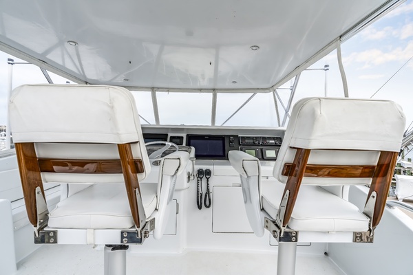 Brenda s III 55ft Hatteras Yacht For Sale