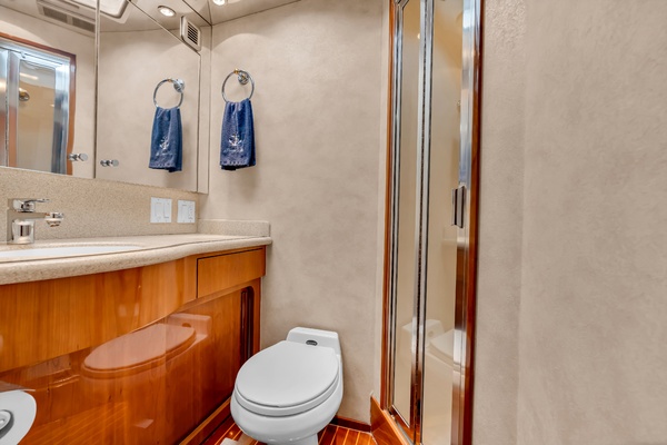 Brenda s III 55ft Hatteras Yacht For Sale