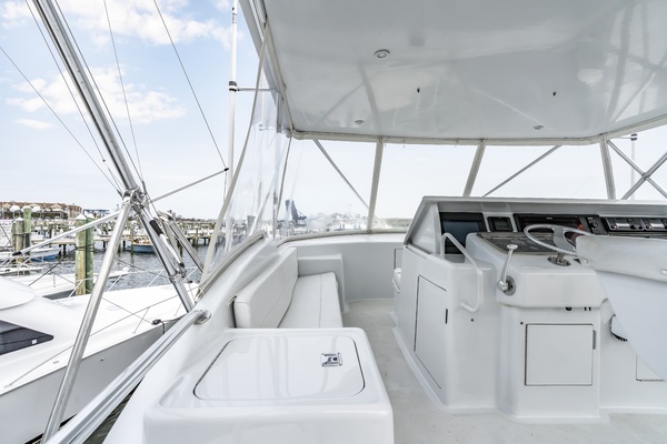 Brenda s III 55ft Hatteras Yacht For Sale