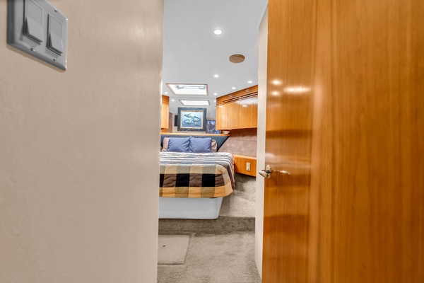 Brenda s III 55ft Hatteras Yacht For Sale