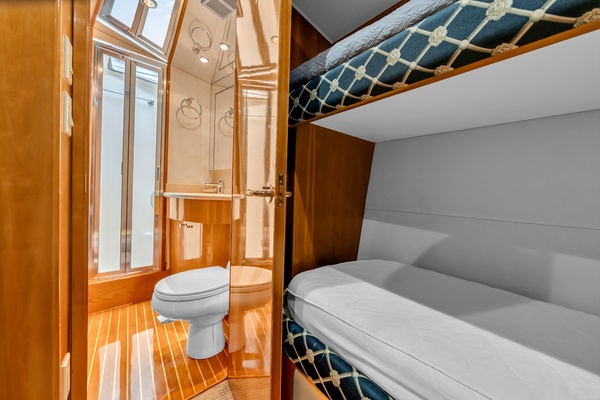 Brenda s III 55ft Hatteras Yacht For Sale
