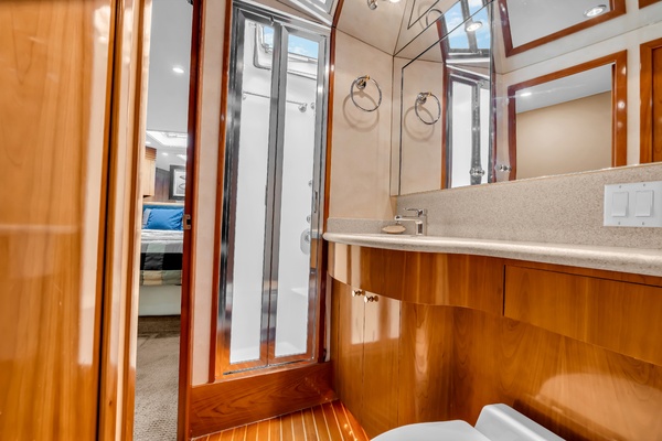 Brenda s III 55ft Hatteras Yacht For Sale