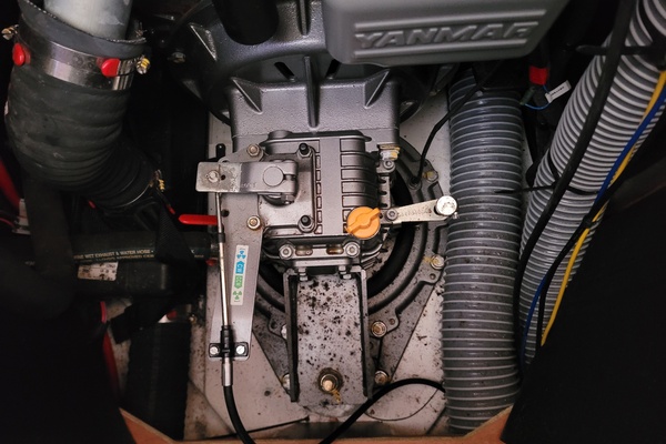 Lifeline 44ft Jeanneau Yacht For Sale