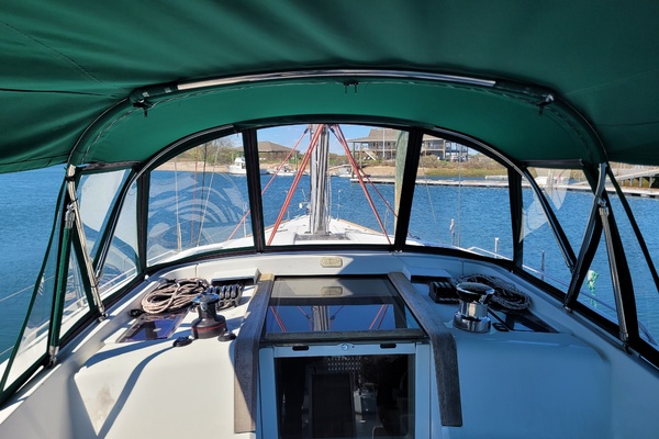 Lifeline 44ft Jeanneau Yacht For Sale