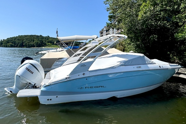 24ft Regal Yacht For Sale