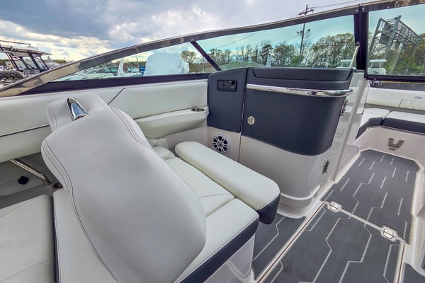 24ft Regal Yacht For Sale