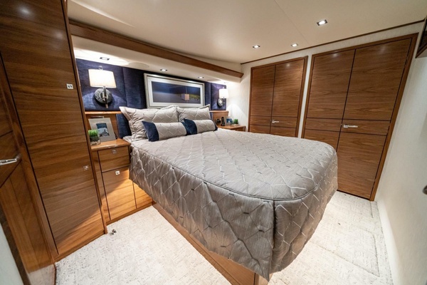 2026 64 Viking CNV Master Stateroom