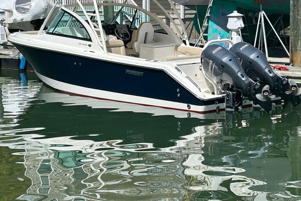 26ft Pursuit Yacht For Sale