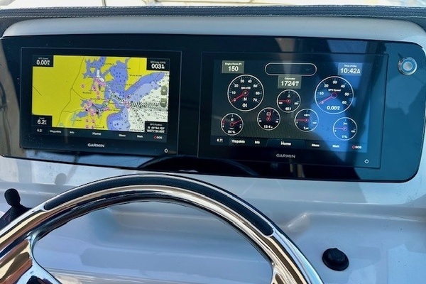 Photo of the 2022 Regal 26XO