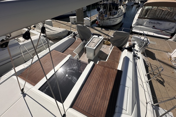 Pretender 46ft Beneteau Yacht For Sale