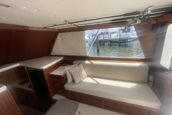 Dolphin II 34ft Hatteras Yacht For Sale