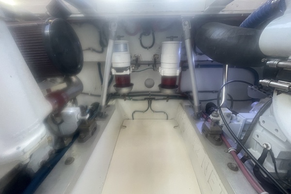 Dolphin II 34ft Hatteras Yacht For Sale