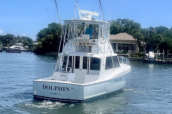 Photo of the 1968 Hatteras 34 Sportfisherman "Dolphin II"