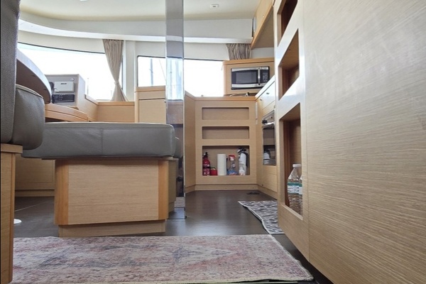 Moonlight Lady 42ft Lagoon Yacht For Sale