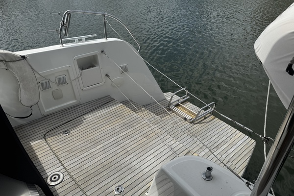 Moonlight Lady 42ft Lagoon Yacht For Sale