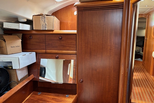 Sola Stella 43ft Jeanneau Yacht For Sale