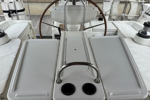 Sola Stella 43ft Jeanneau Yacht For Sale