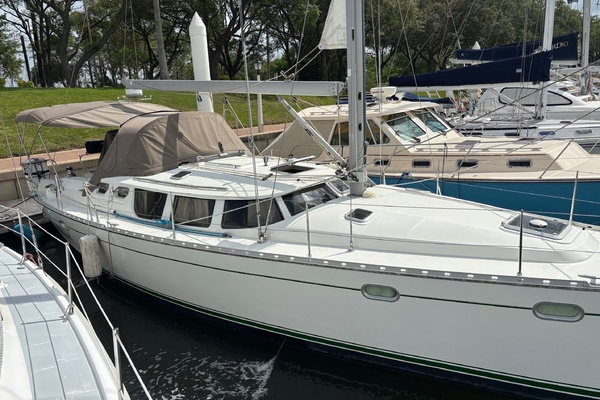 Sola Stella 43ft Jeanneau Yacht For Sale