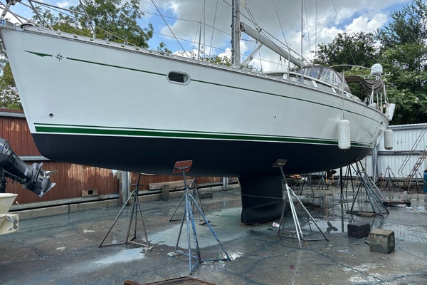 Sola Stella 43ft Jeanneau Yacht For Sale