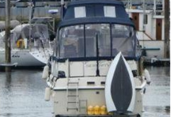 SERENITY 38ft Hatteras Yacht For Sale