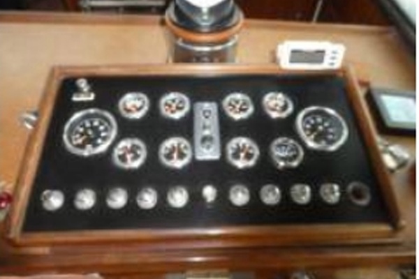 SERENITY 38ft Hatteras Yacht For Sale