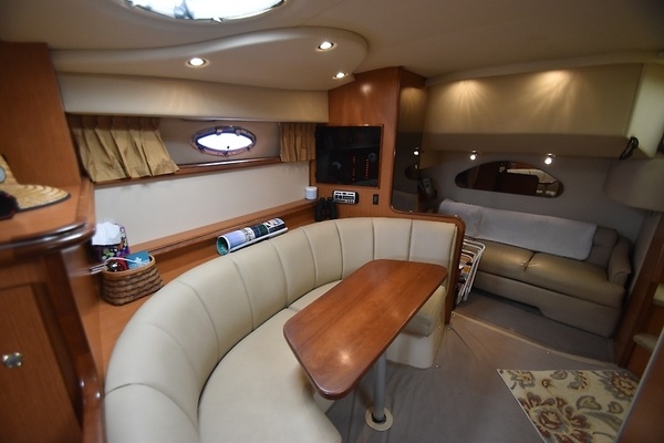 Cool Change  32ft Cruisers Yachts Yacht For Sale