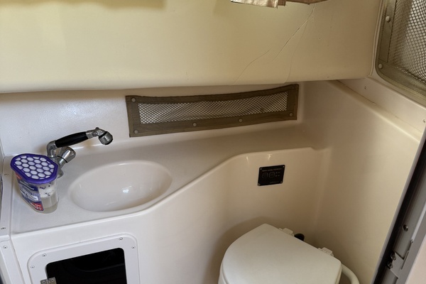 28ft Grady White Yacht For Sale
