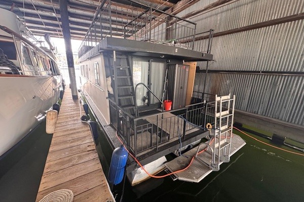 44ft Three Buoys Yacht For Sale