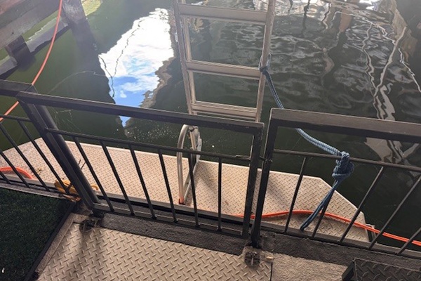 44ft Three Buoys Yacht For Sale