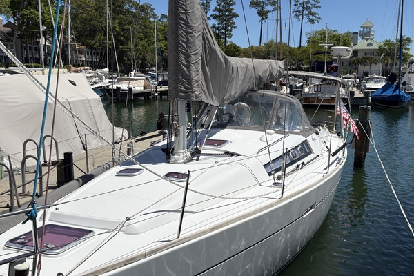 Island Flyer 40ft Wauquiez Yacht For Sale