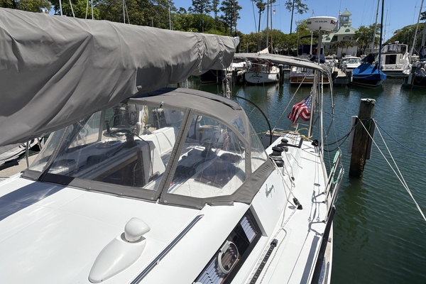 Island Flyer 40ft Wauquiez Yacht For Sale