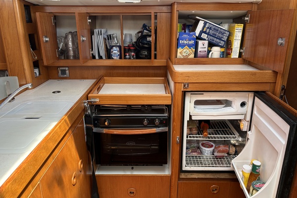 Island Flyer 40ft Wauquiez Yacht For Sale