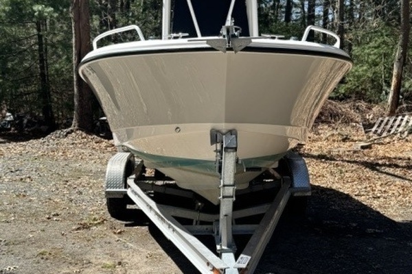 Photo of the 2021 Edgewater 208 CC