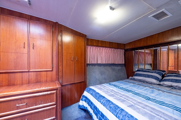 Fish Tales 46ft Post Yacht For Sale