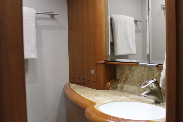 67ft F amp S Yacht For Sale