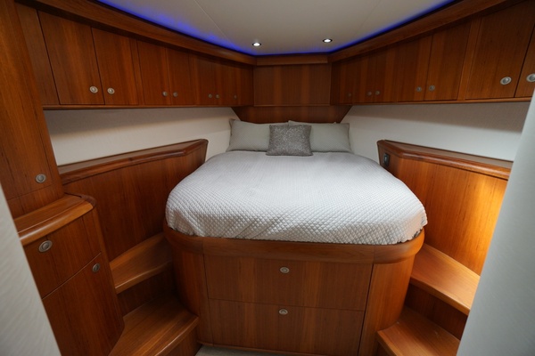 67ft F amp S Yacht For Sale