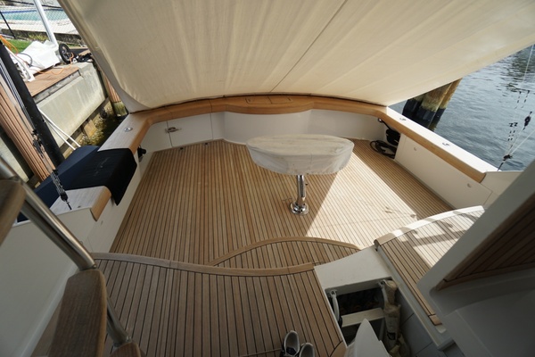 67ft F amp S Yacht For Sale