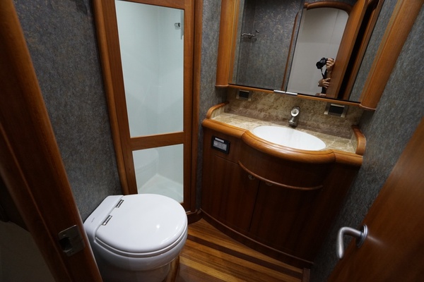 67ft F amp S Yacht For Sale