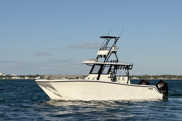 33-ft-Invincible-2023-33 Catamaran-Compensating Sarasota Florida United States  yacht for sale