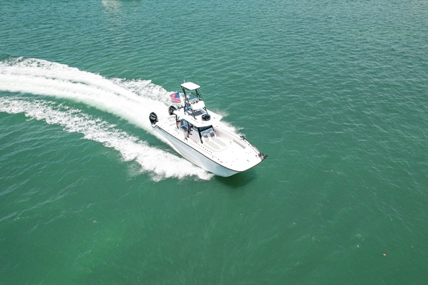 Compensating 33ft Invincible Yacht For Sale