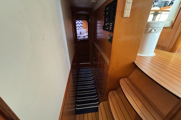 Into The Mystic 41ft Lagoon Yacht For Sale