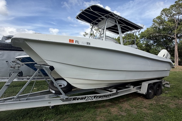 26ft Twin Vee Yacht For Sale