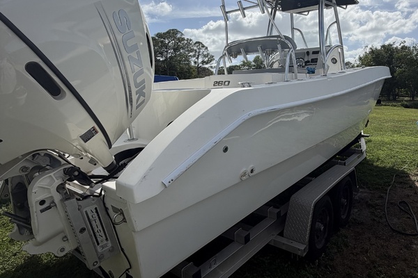 26ft Twin Vee Yacht For Sale