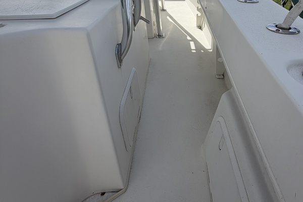 26ft Twin Vee Yacht For Sale