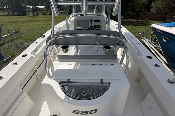 26ft Twin Vee Yacht For Sale